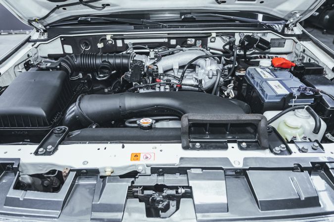 Двигатель автомобиля без вибрации.