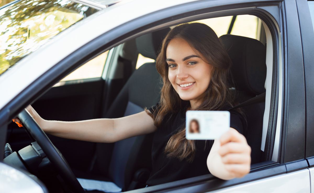 Driver's license in Florida what are the current fees for applying or