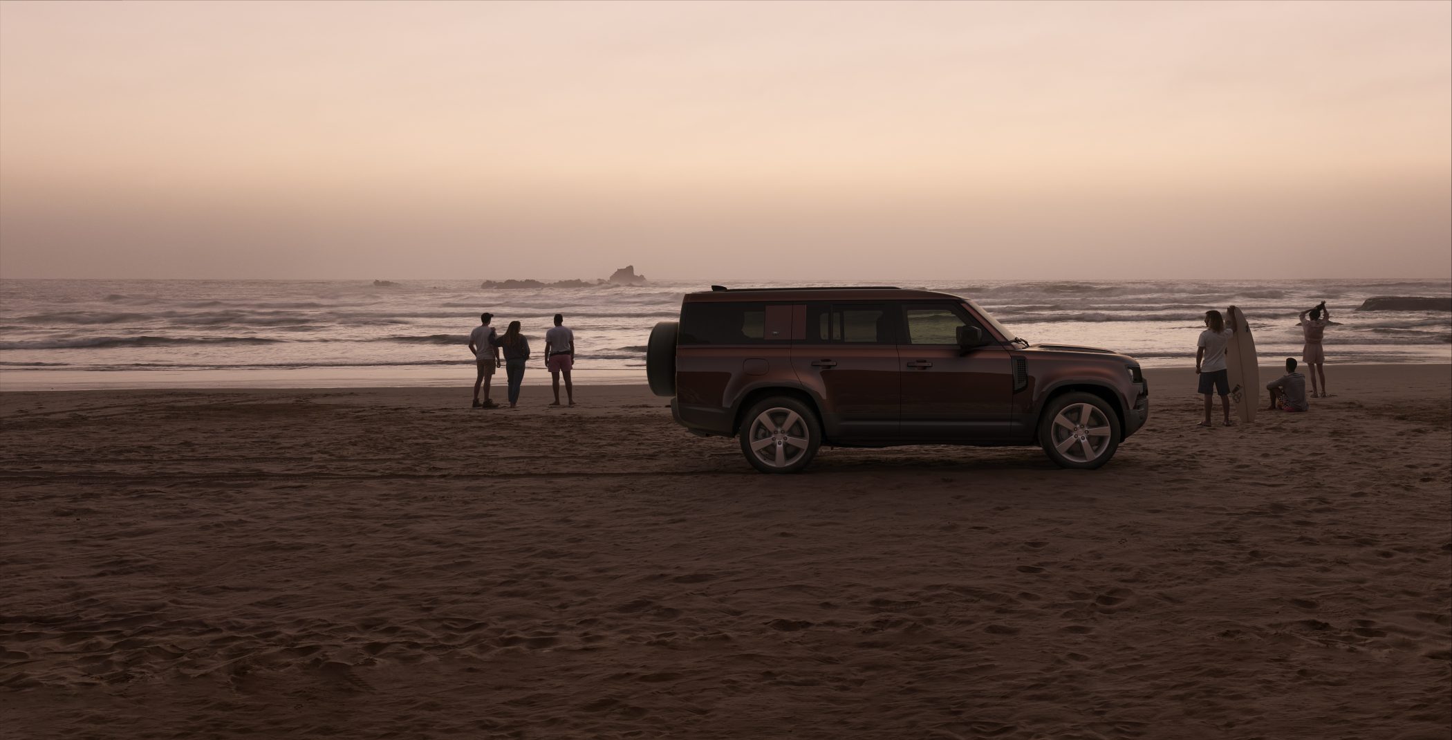 Land Rover Defender 130.