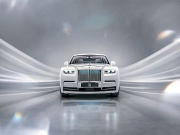 Rolls-Royce Phantom 2023.