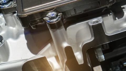 Por qué cambiar el aceite de transmisión automática puede dañar su funcionamiento