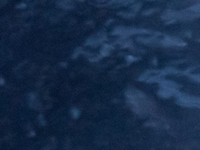 Auto sobre hielo negro.