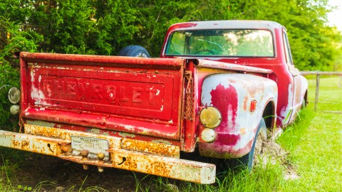 Camioneta mal cuidada.