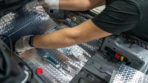 Insonorización de autos.