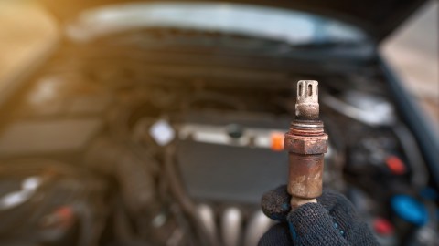 Cómo limpiar el sensor de oxígeno del auto