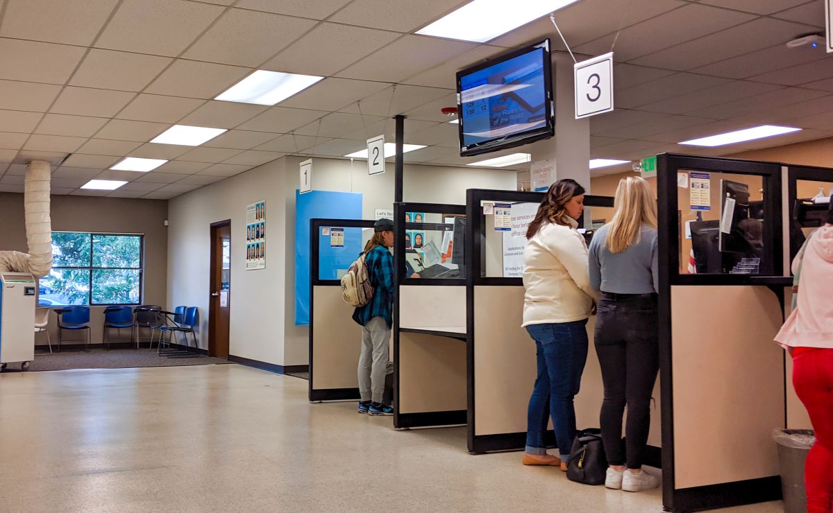 DMV en Nueva York cerca de mí dónde están las sucursales y cuáles