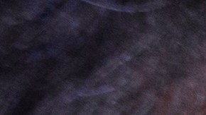 Foto de una mujer tomando el examen de manejo