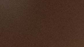 Foto de una persona usando una tarjeta para pagar en línea