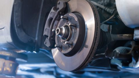 sistema de frenado de un auto