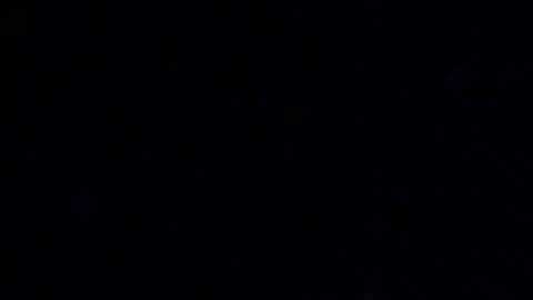 Foto del conductor de un camión preocupado