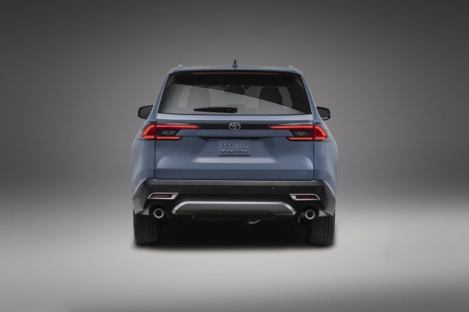 Toyota Grand Highlander 2024.