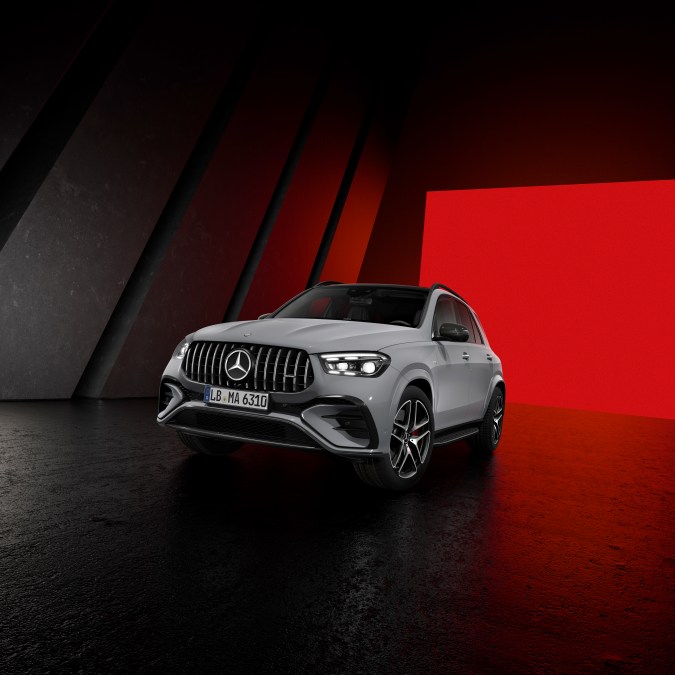 Mercedes-AMG GLE 53 SUV 2023.