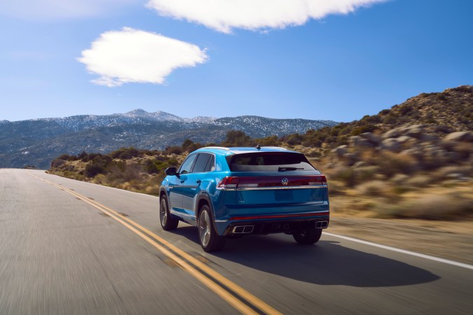 Volkswagen Atlas Cross Sport.