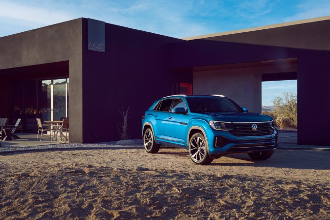 Volkswagen Atlas Cross Sport.