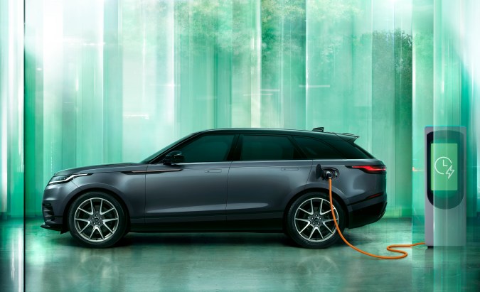 Range Rover Velar.