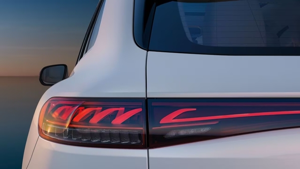 Mercedes-Benz EQS450