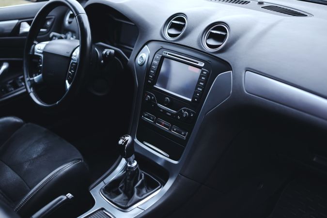 Приборная панель автомобиля