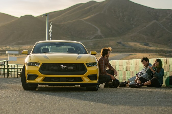 2024 mustang dark horse