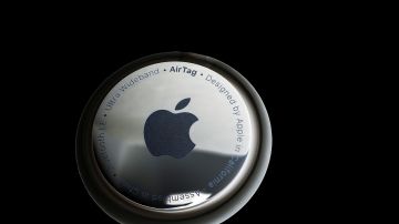 Apple airtag.