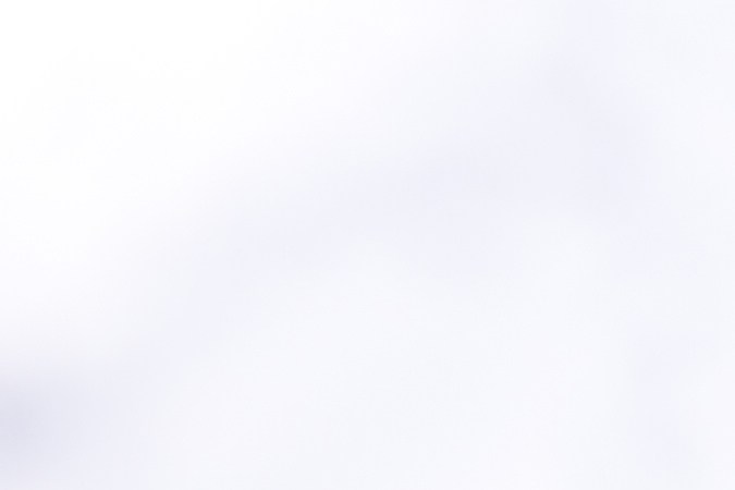 Asientos blancos de auto.