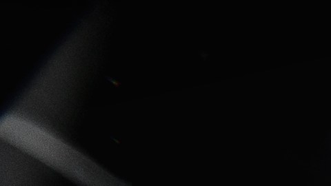 Palanca ajustadora del volante.