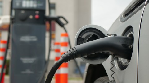 cuánto consume un carro eléctrico