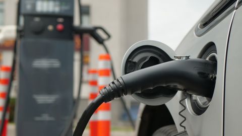 cuánto consume un carro eléctrico