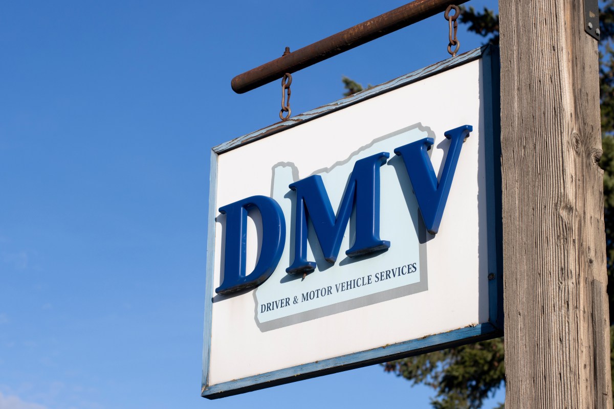 departamento de motores y vehiculos DMV