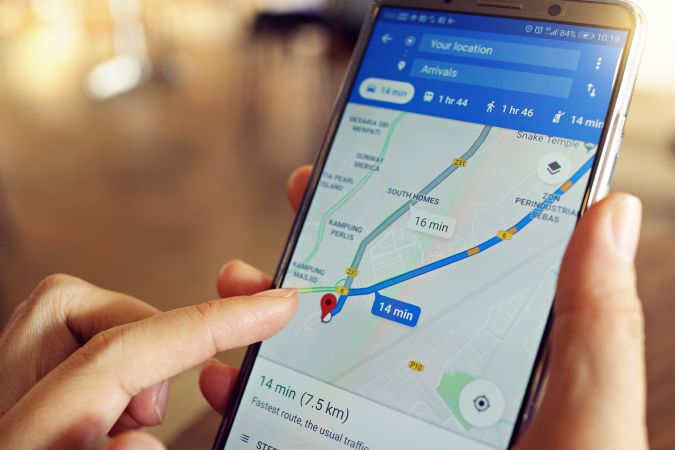 поделиться местоположением на Google Maps