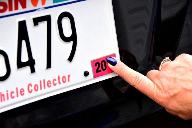 donde sacar placas de carro cerca de mi