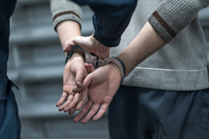 conducir sin licencia en Estados Unidos