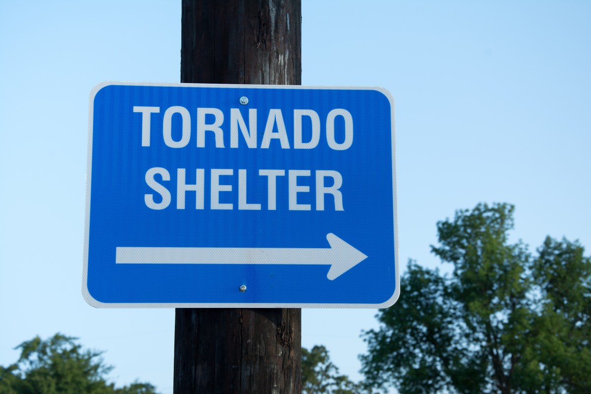 que significa tornado shelter