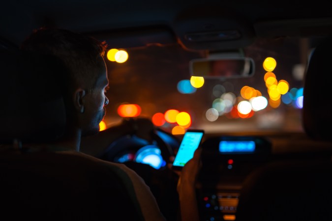 conducir de noche