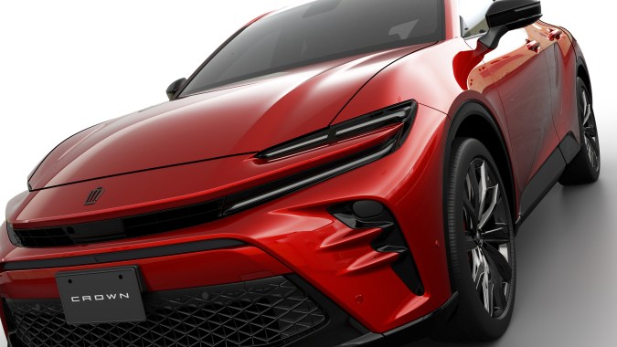 Toyota Crown Sport Prototype.