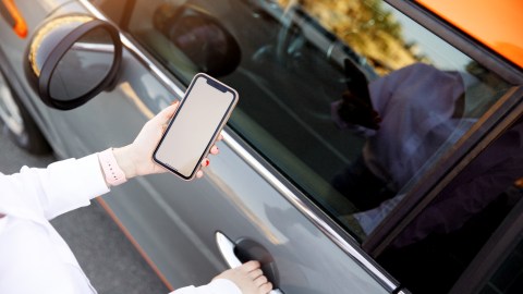 Abrir el auto con tu iPhone.