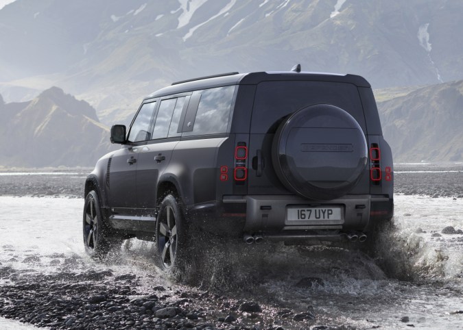 Land Rover Defender 130