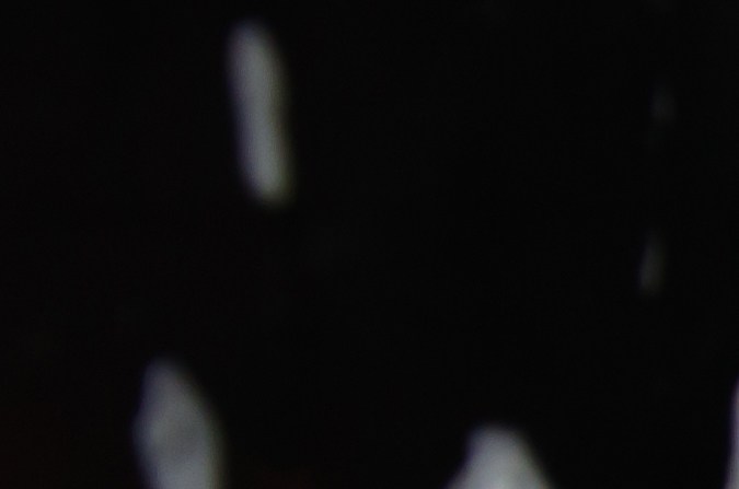 Lavar llanta con lana de acero.