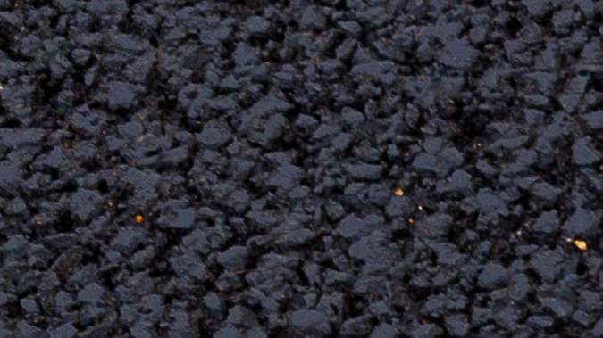 Qué significan los colores en las banquetas o cordones de las aceras