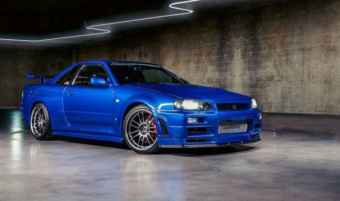 Nissan Skyline R34 GT-R auto rapido y furioso