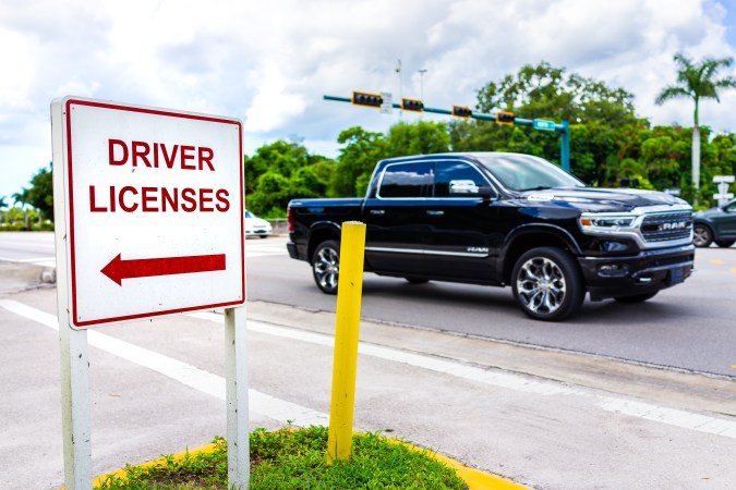 examen teorico de manejo florida 2024