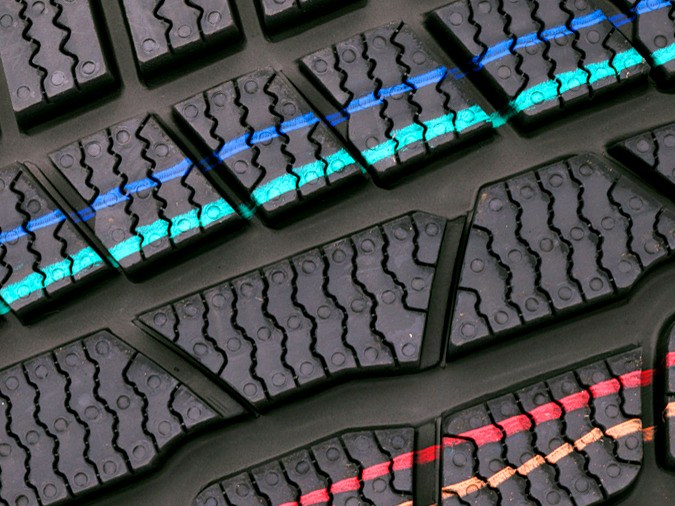 Cortesía Rhenomark (tire marking paints experts)