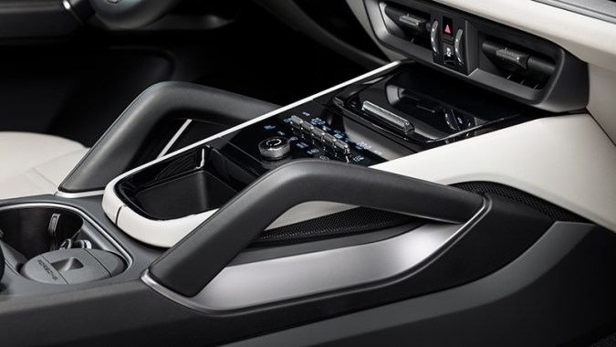 Porsche Cayenne 2024