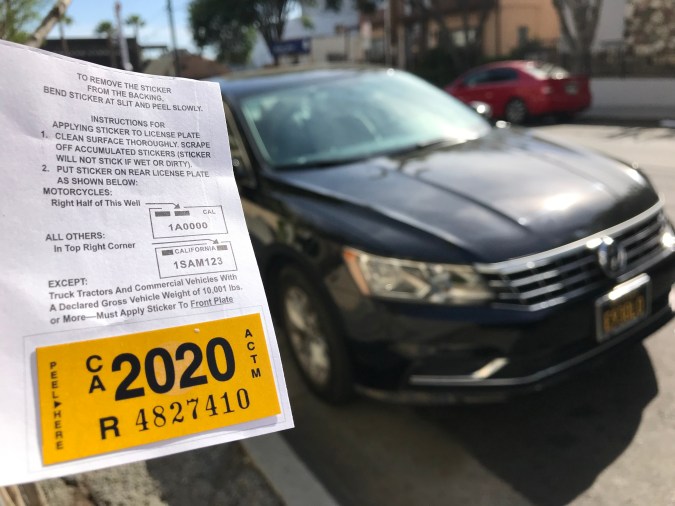 Préstamos con título de carro