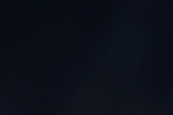 ¿Cómo se apaga la luz del motor del tablero de un Toyota?