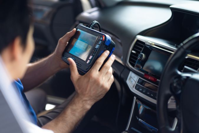 Как выключить лампочку Check Engine на приборной панели Toyota?