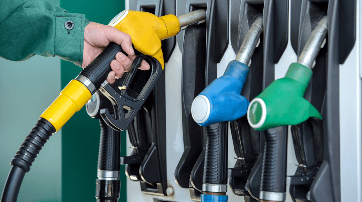 ¿Cómo seleccionar el octanaje adecuado de gasolina para tu carro?