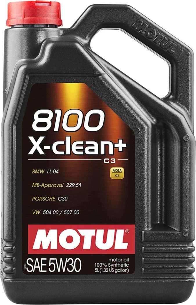 Aceite para motor Motul 8100 X-cess 5W-40 Synthetic Gasoline and Diesel Engine Oil.