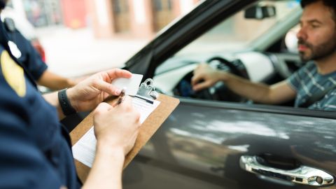como verificar las multas de tránsito