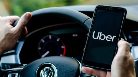 cuanto gana un conductor de Uber en estados unidos