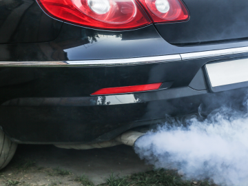 olor a aceite quemado en tu auto